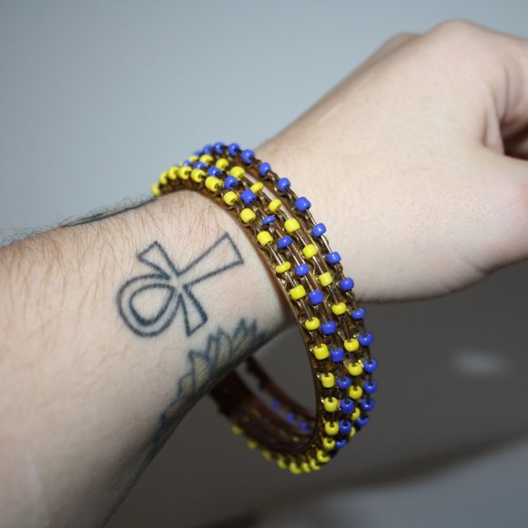 💛🔵 Beautiful Gold, Yellow + Blue Bangle Set (2⅝" Wide) 🔵💛 - Picture 4 of 4